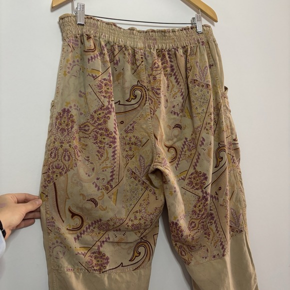 Sundance Ashanti Pants Womens 12 Tan‎ Pink Floral Drawstring Boho Chic Artsy - Picture 5 of 11
